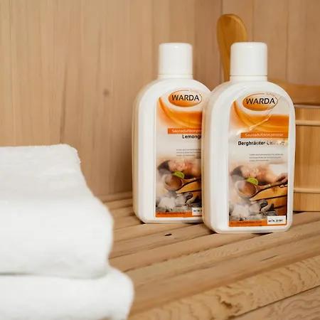 アパート Luxusferienwohnung Mit Sauna - Neubau オフターシュヴァング